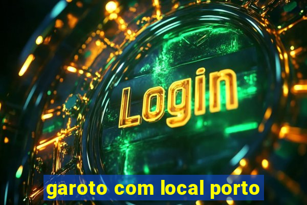 garoto com local porto